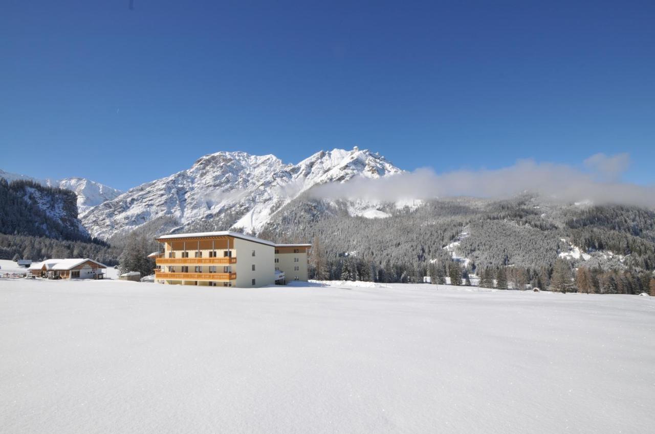 Hotel Asterbel Braies  Exterior photo